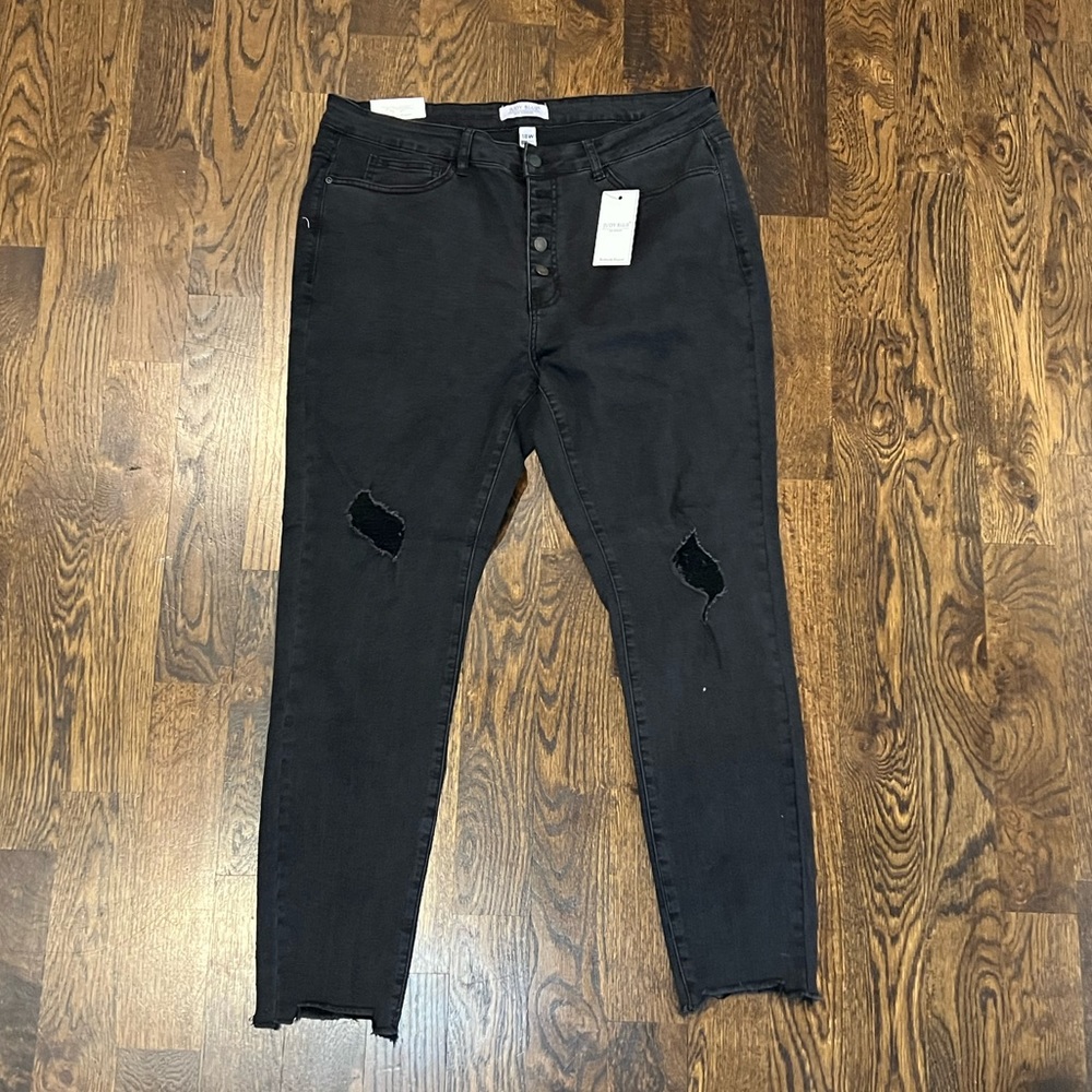 NWT Judy Blue 5-button Black Gray distressed Skinny jeans 18W